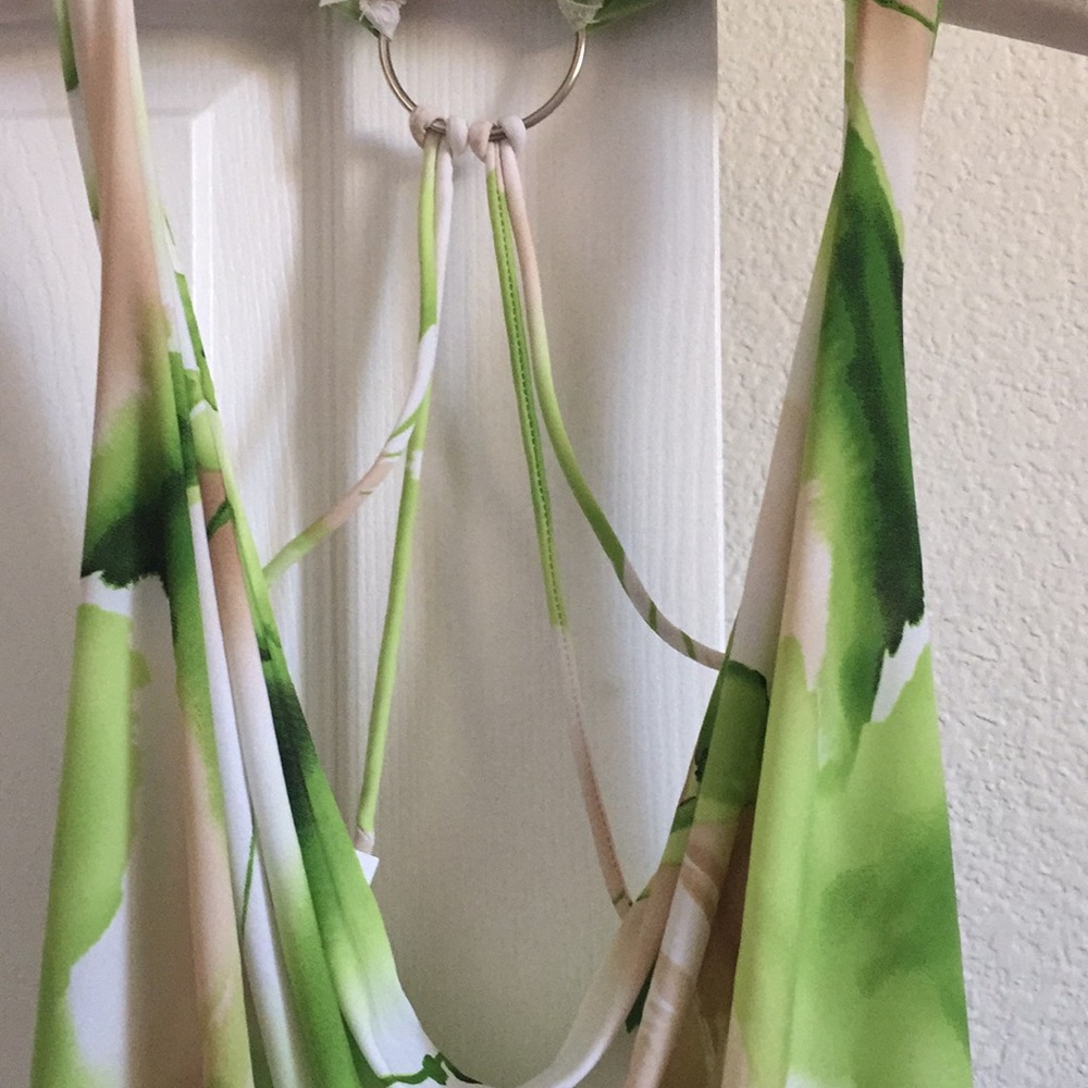 Sexy summer Top sz S - Picture 2 of 3